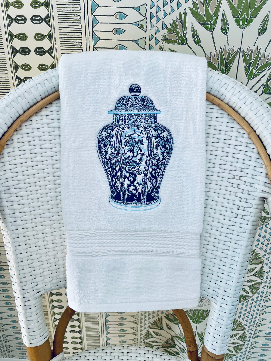 http://gingerjarstitchery.com/cdn/shop/products/CloseupFancyGingerJarHandTowel_1_1200x1200.jpg?v=1663340827